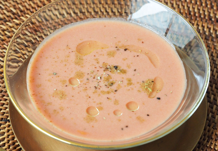 冷製トマトスープ