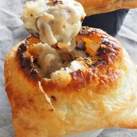 チキンクリームポットパイ