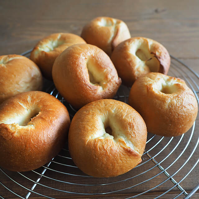 むぎゅもちベーグル